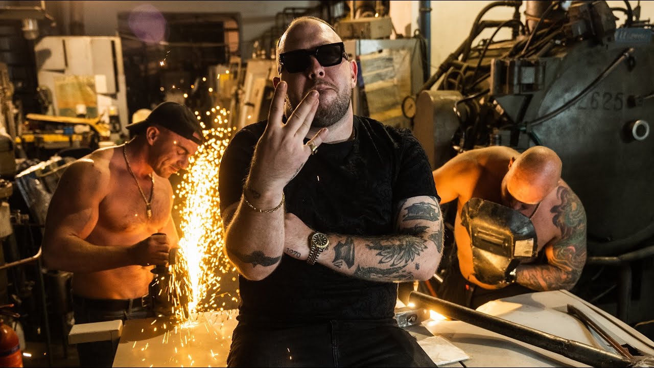 louis_villain_x_kaz_balagane_-_criminal