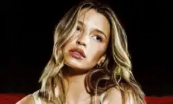 Julia Wieniawa - U mnie