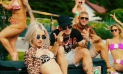 Piękni i Młodzi Dawid Narożny - Mini (Ej Lolita)